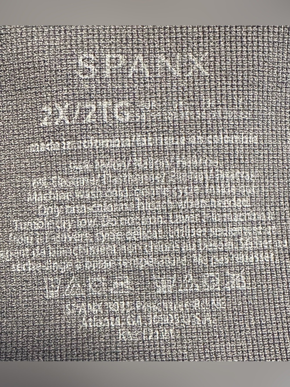 SPANX: LOOK AT ME NOW SEAMLESS LEGGINGS - BLACK CAMO - Picture 9 of 10